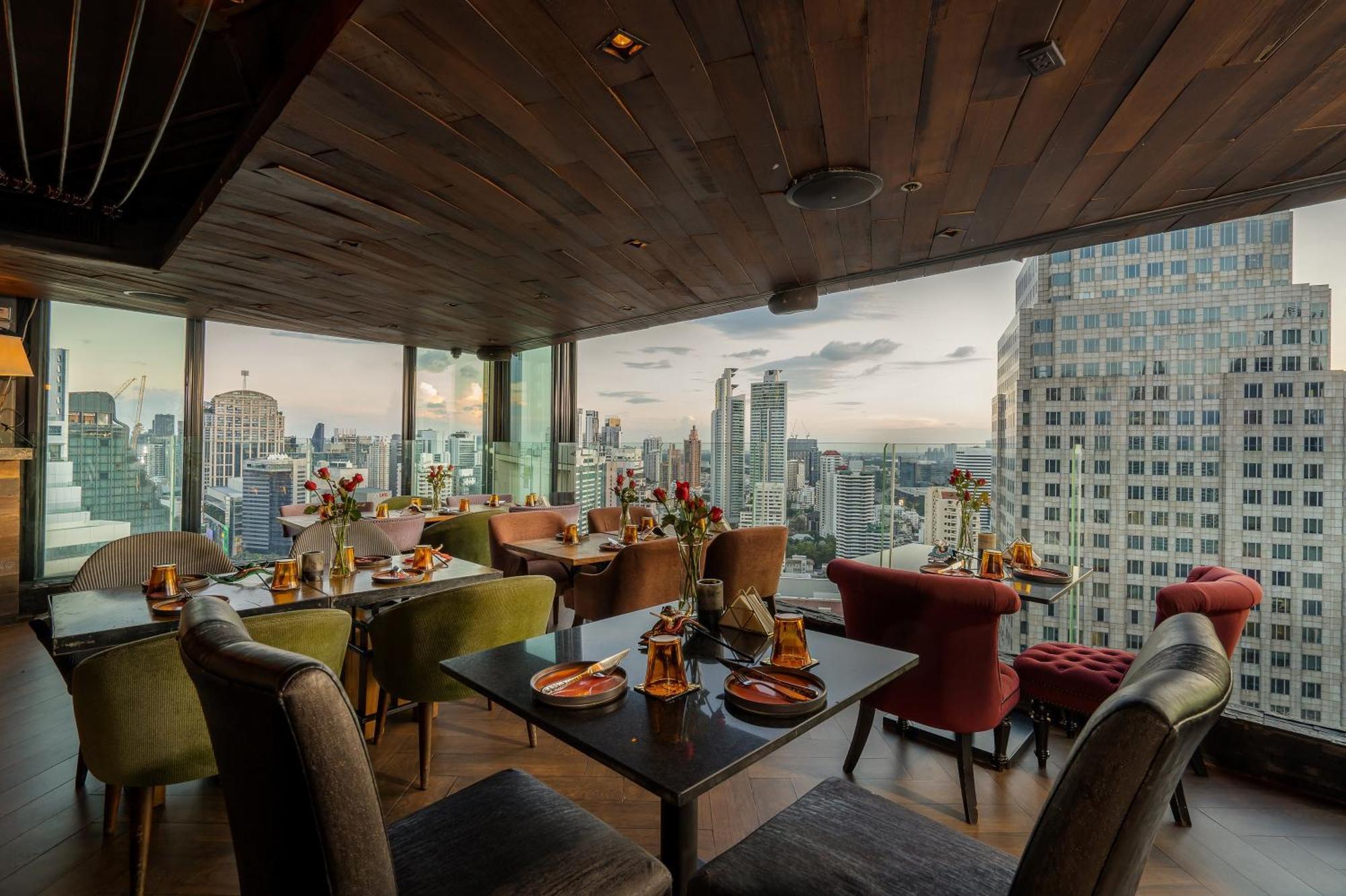 The Continent Hotel Sukhumvit - Asok Bts Bangkok By Compass Hospitality Экстерьер фото